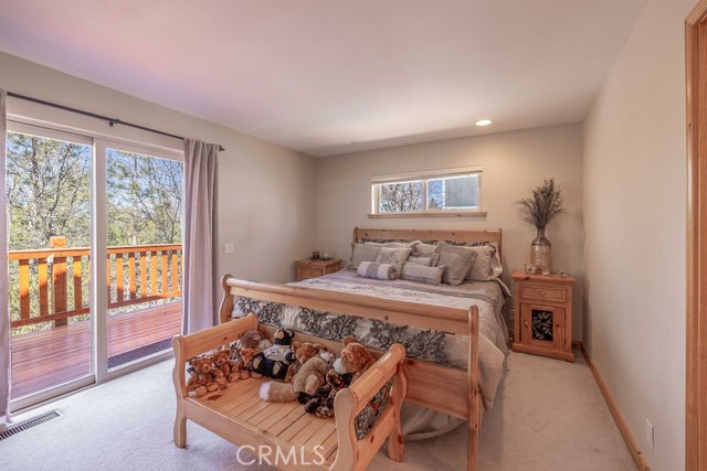1332 La Crescenta Dr.