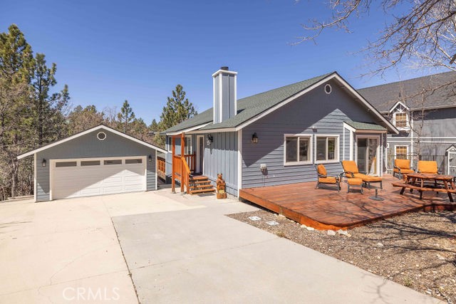 1332 La Crescenta Dr.