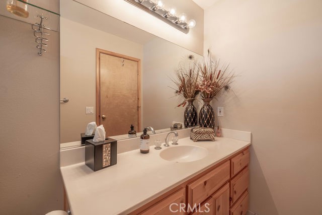 1332 La Crescenta Dr.