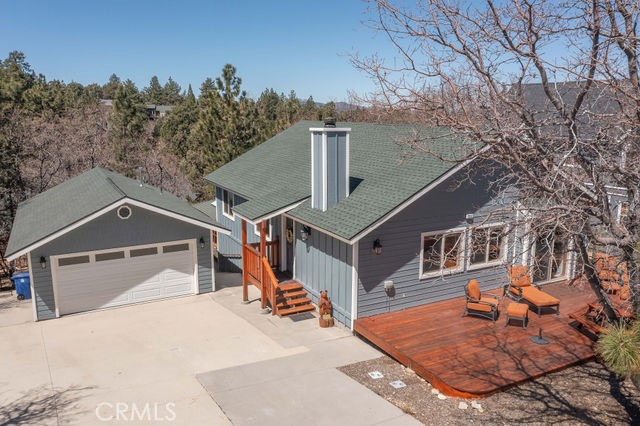 1332 La Crescenta Dr.