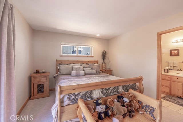 1332 La Crescenta Dr.