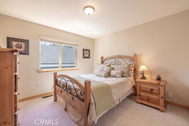 1332 La Crescenta Dr.