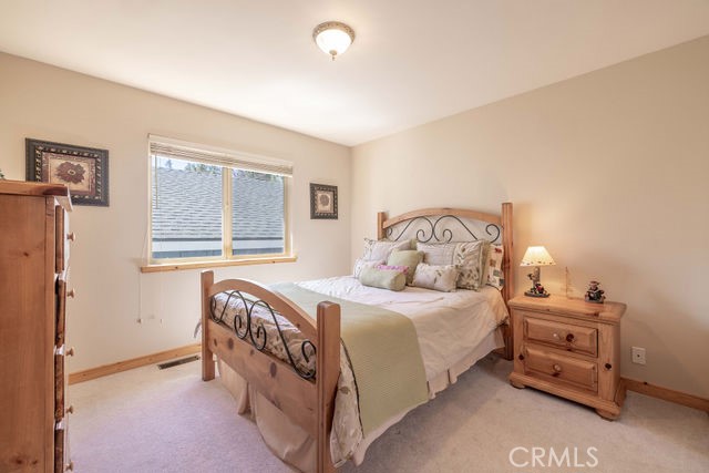 1332 La Crescenta Dr.