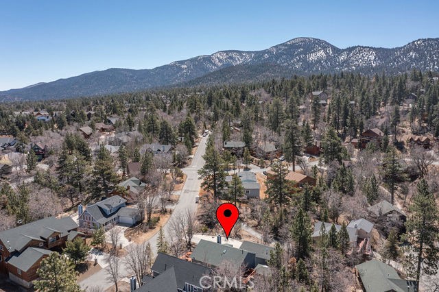 1332 La Crescenta Dr.