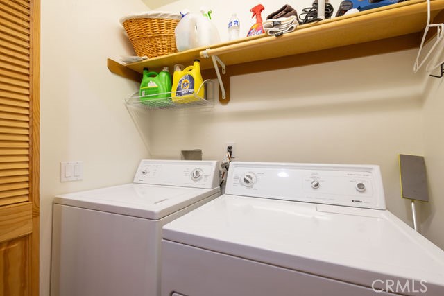 1332 La Crescenta Dr.