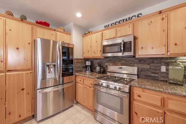 1332 La Crescenta Dr.