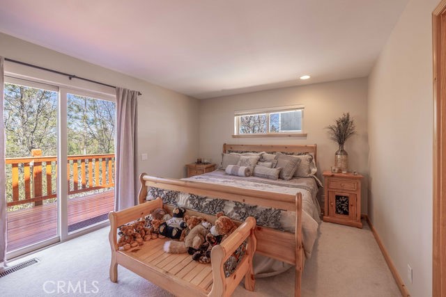 1332 La Crescenta Dr