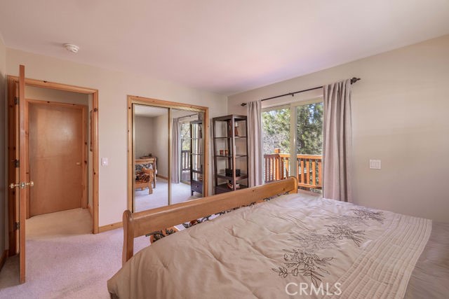 1332 La Crescenta Dr