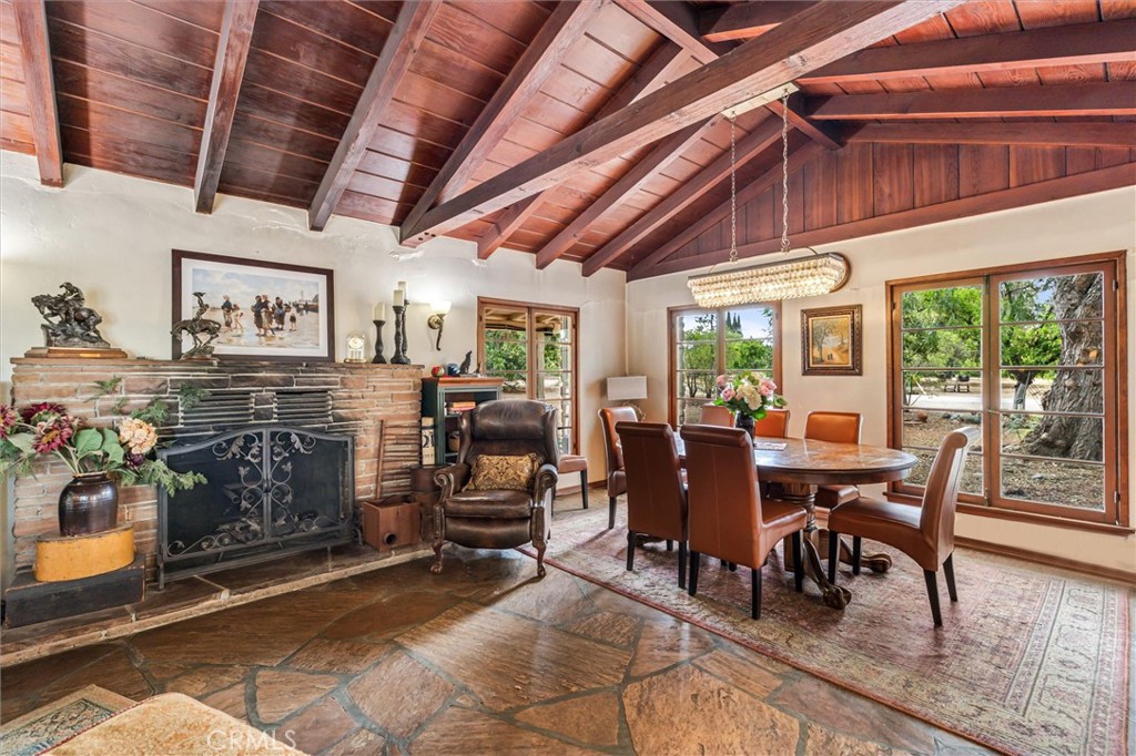 5729 Grandview Avenue