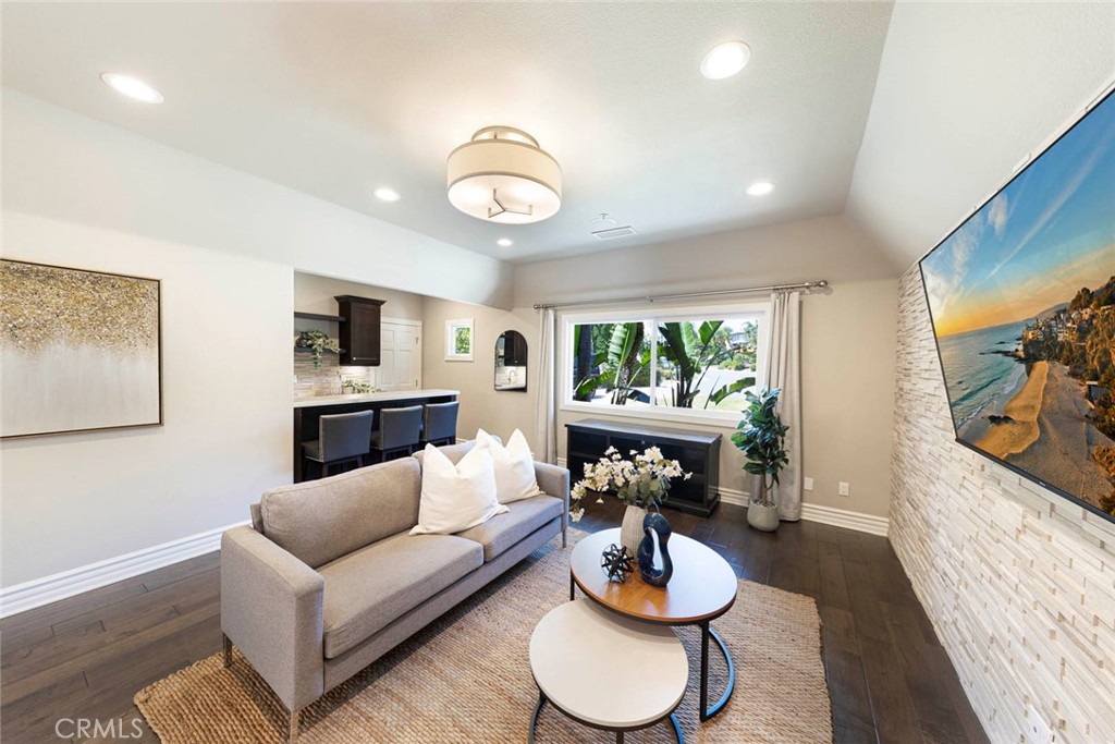 185 S Trish Court
