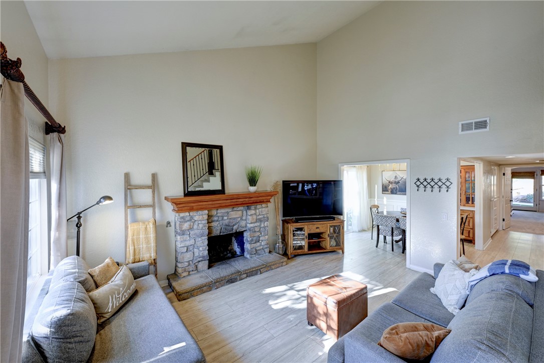 6122 Amberdale Drive