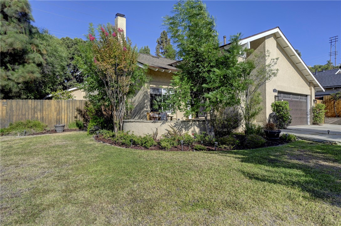 6122 Amberdale Drive