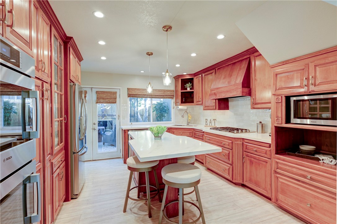 6122 Amberdale Drive