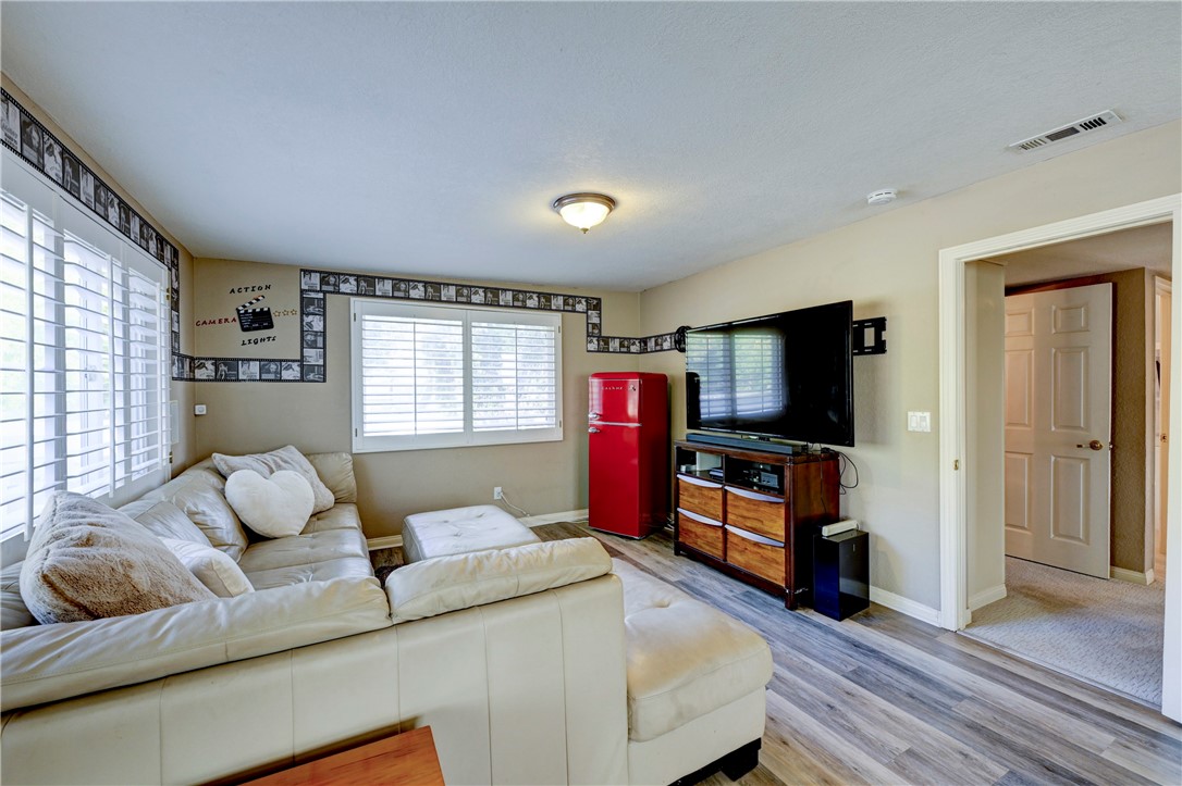 6122 Amberdale Drive