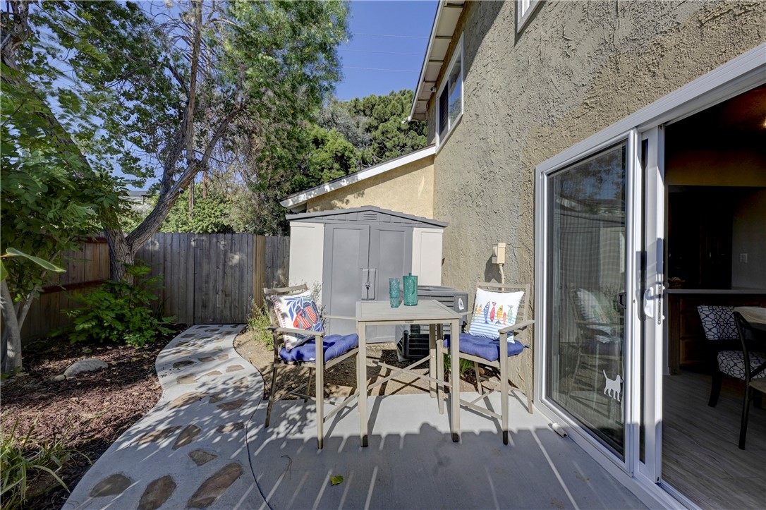 6122 Amberdale Drive