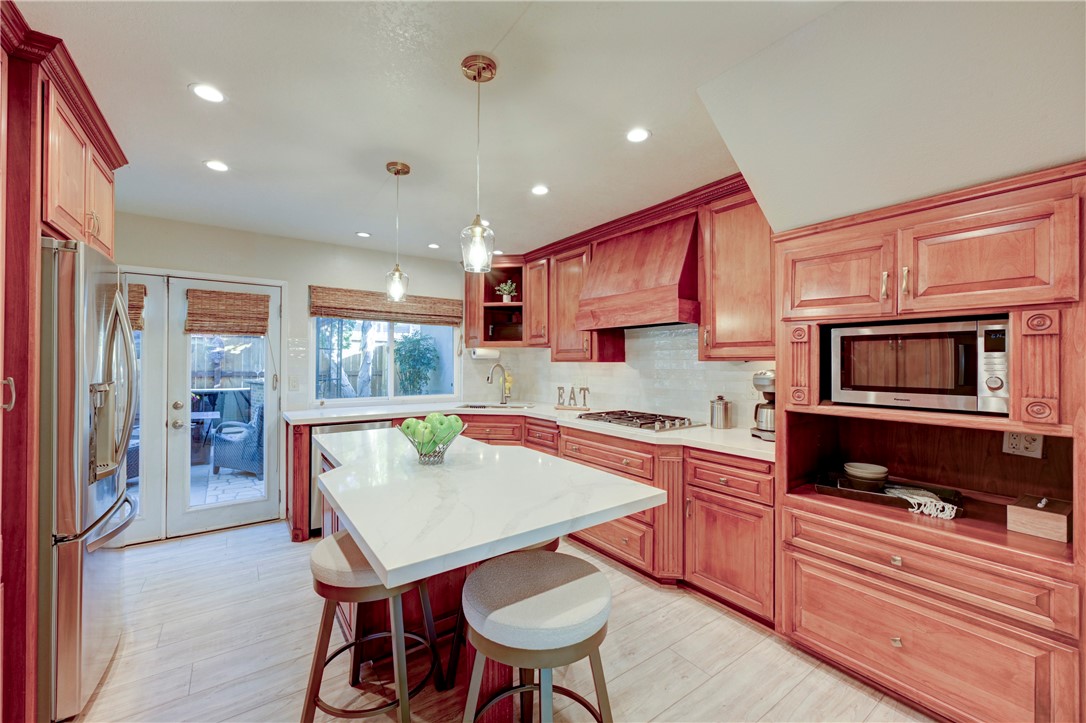 6122 Amberdale Drive