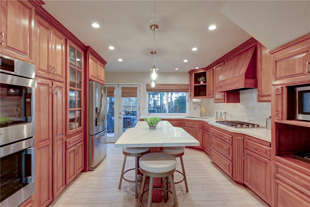 6122 Amberdale Drive