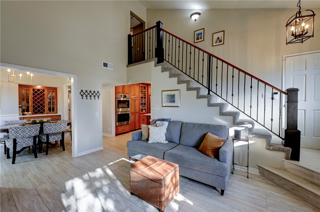 6122 Amberdale Drive