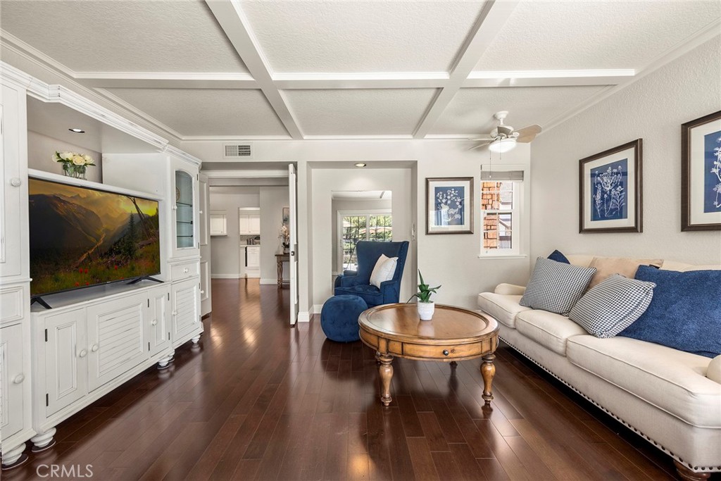 6171 E Morningview Drive