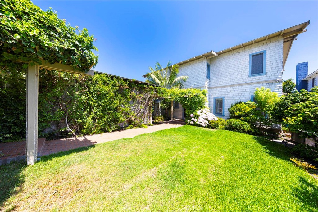 1051 Marine Drive