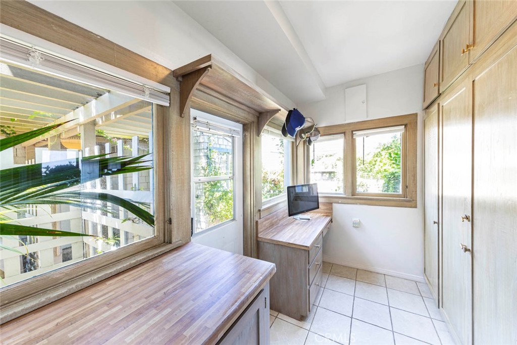 1051 Marine Drive