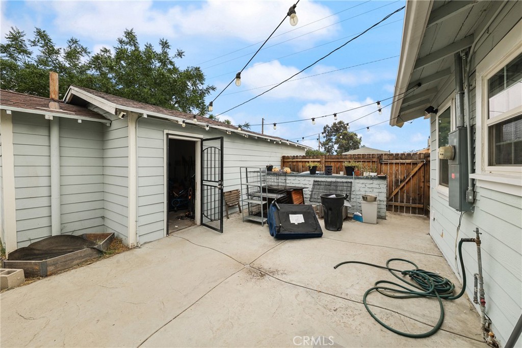 2696 N Sierra Way