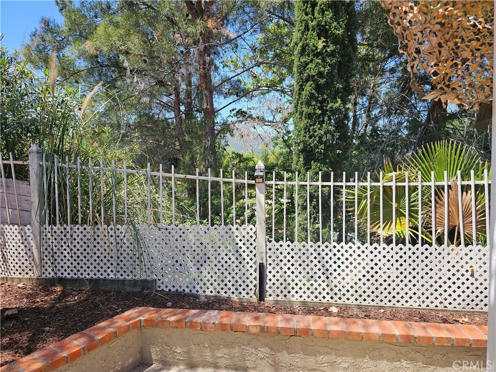 45665 Calle Ayora