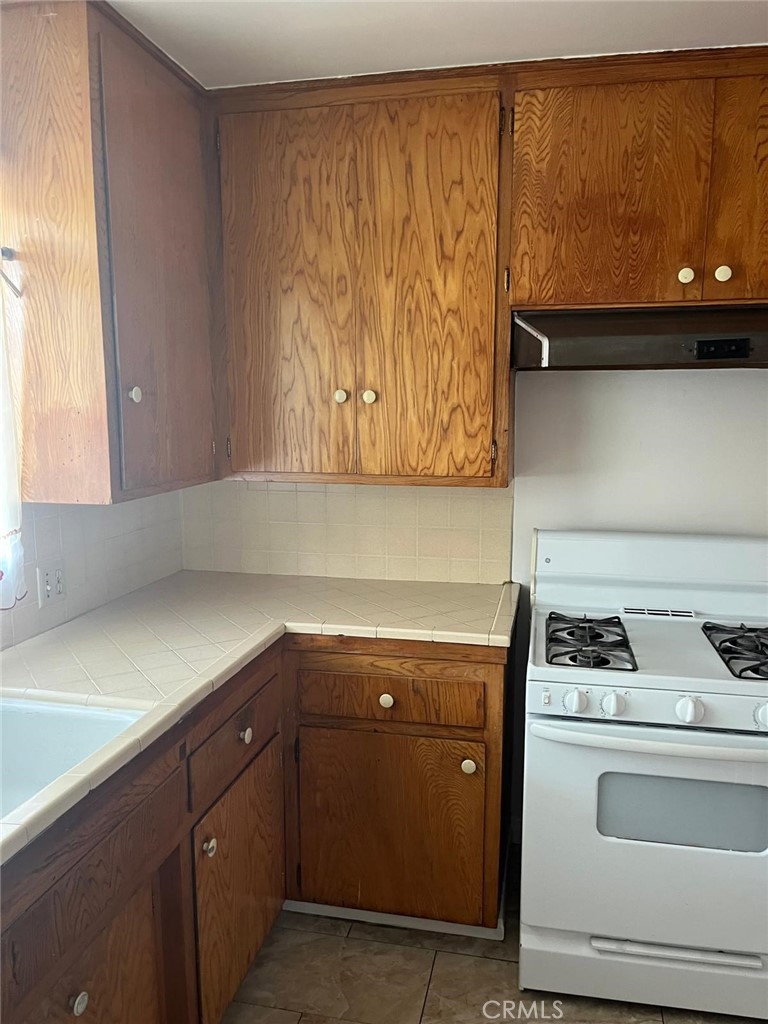287 Oak