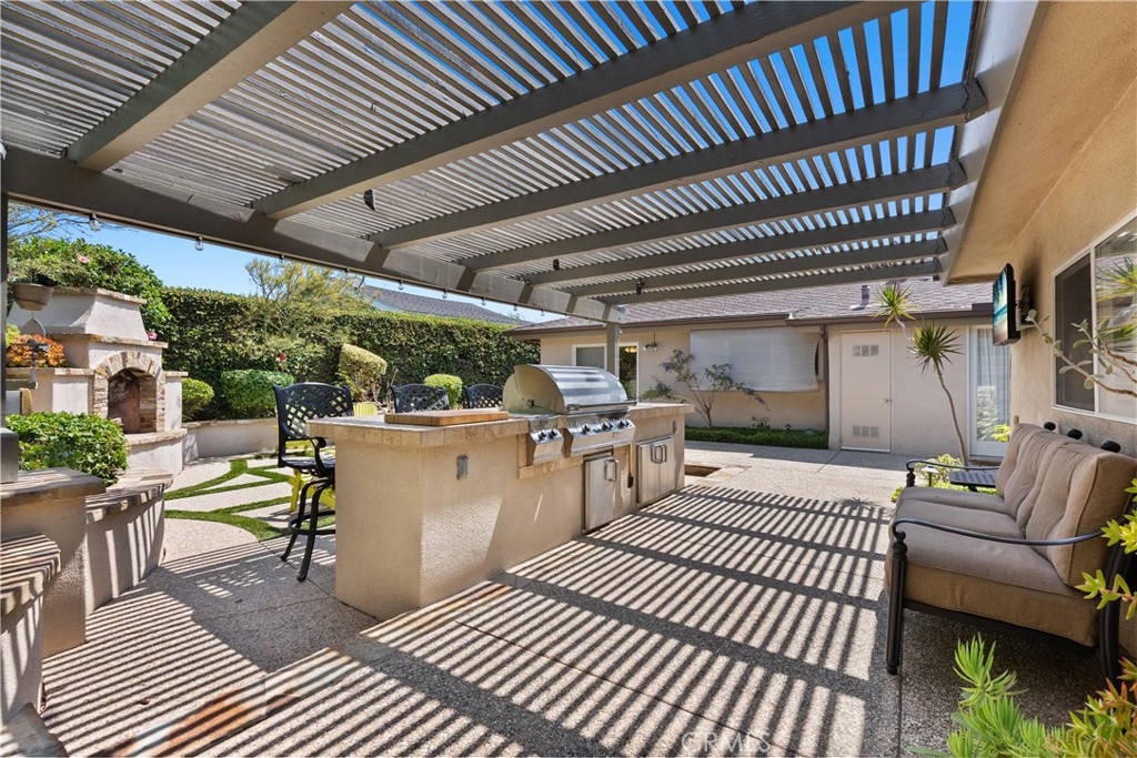 1225 Carlsbad Street