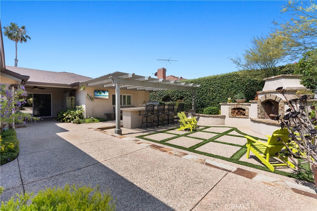 1225 Carlsbad Street