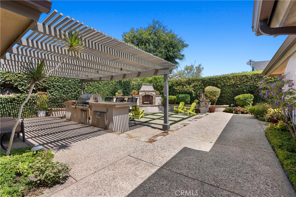 1225 Carlsbad Street