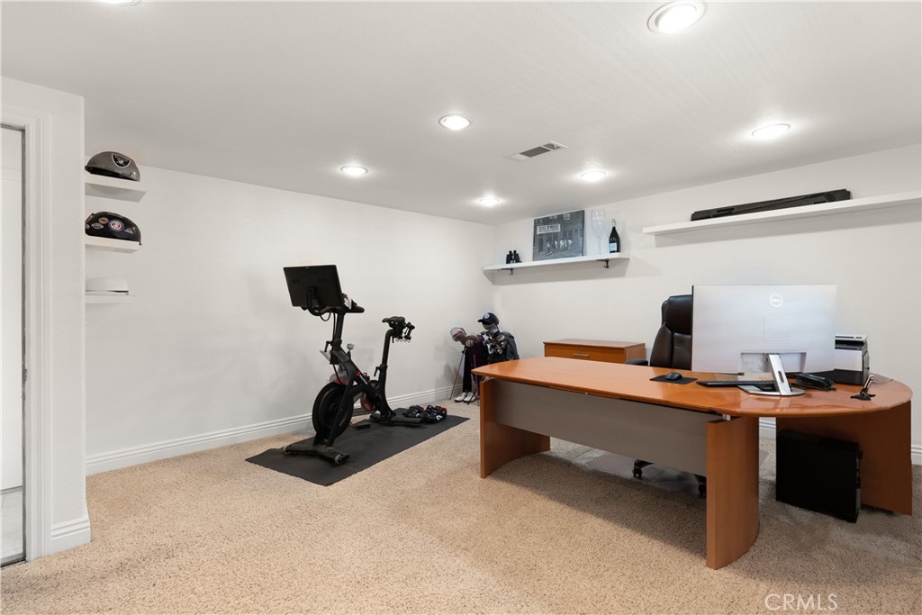 1225 Carlsbad Street