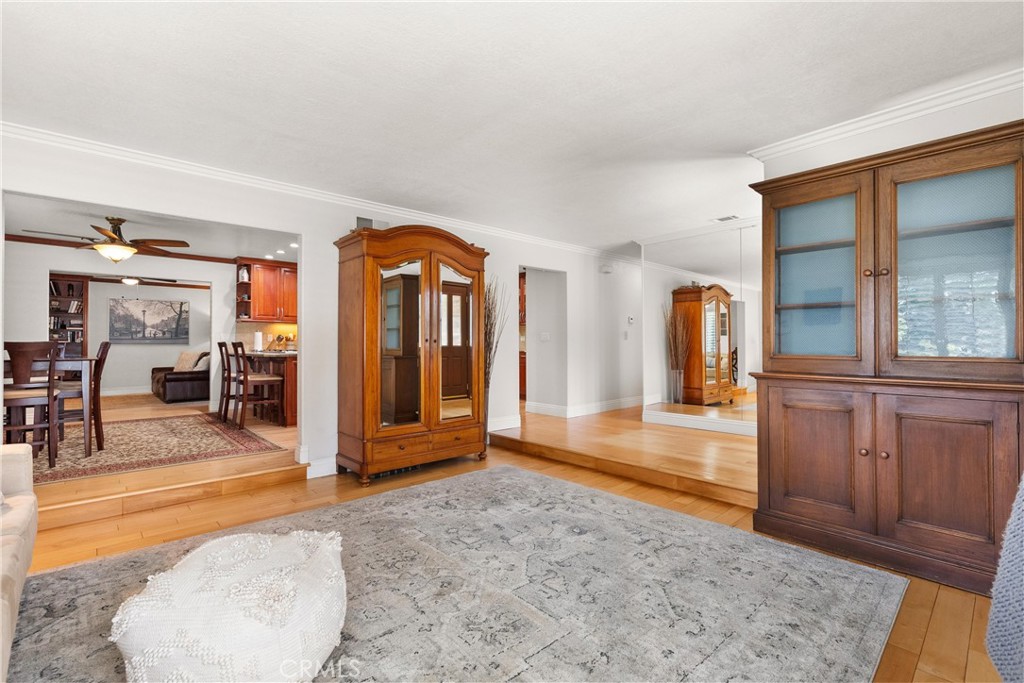 1225 Carlsbad Street