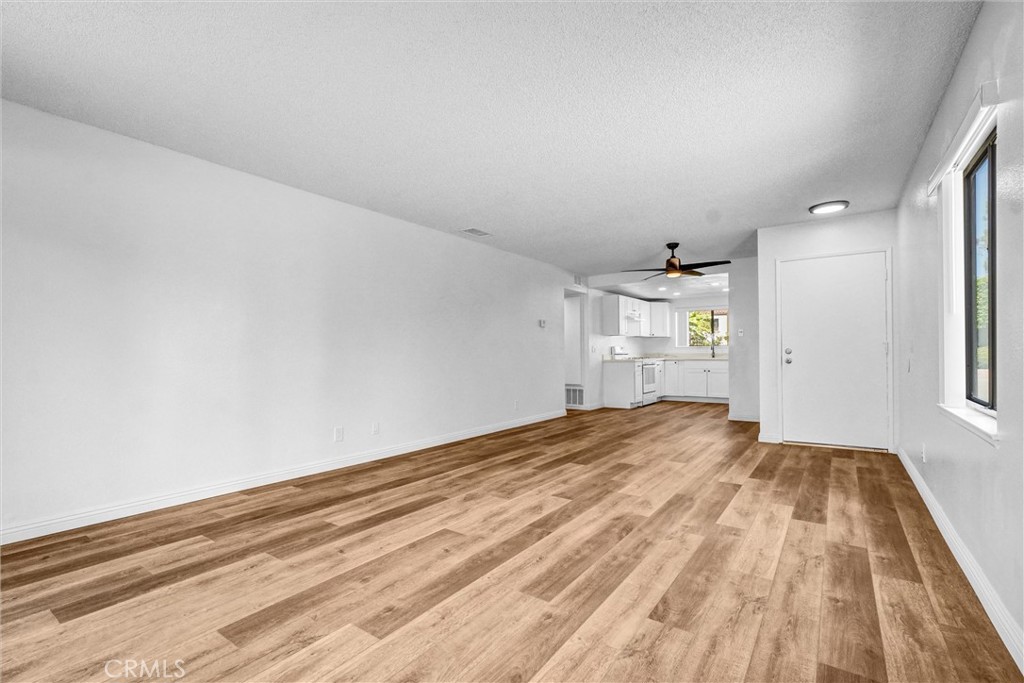 711 W 1st Street E105