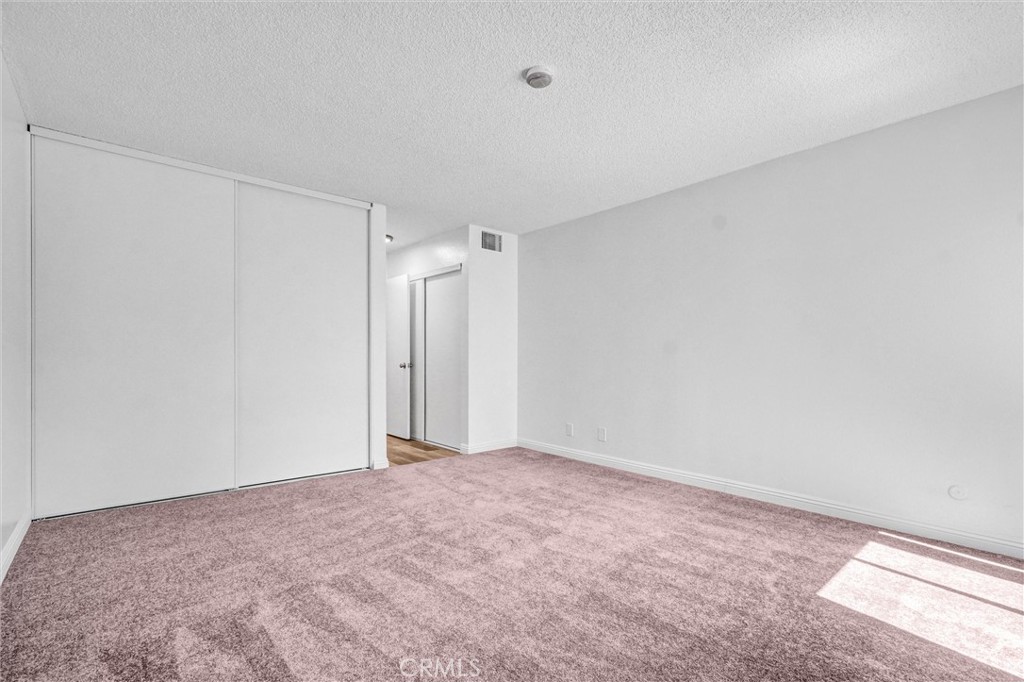 711 W 1st Street E105