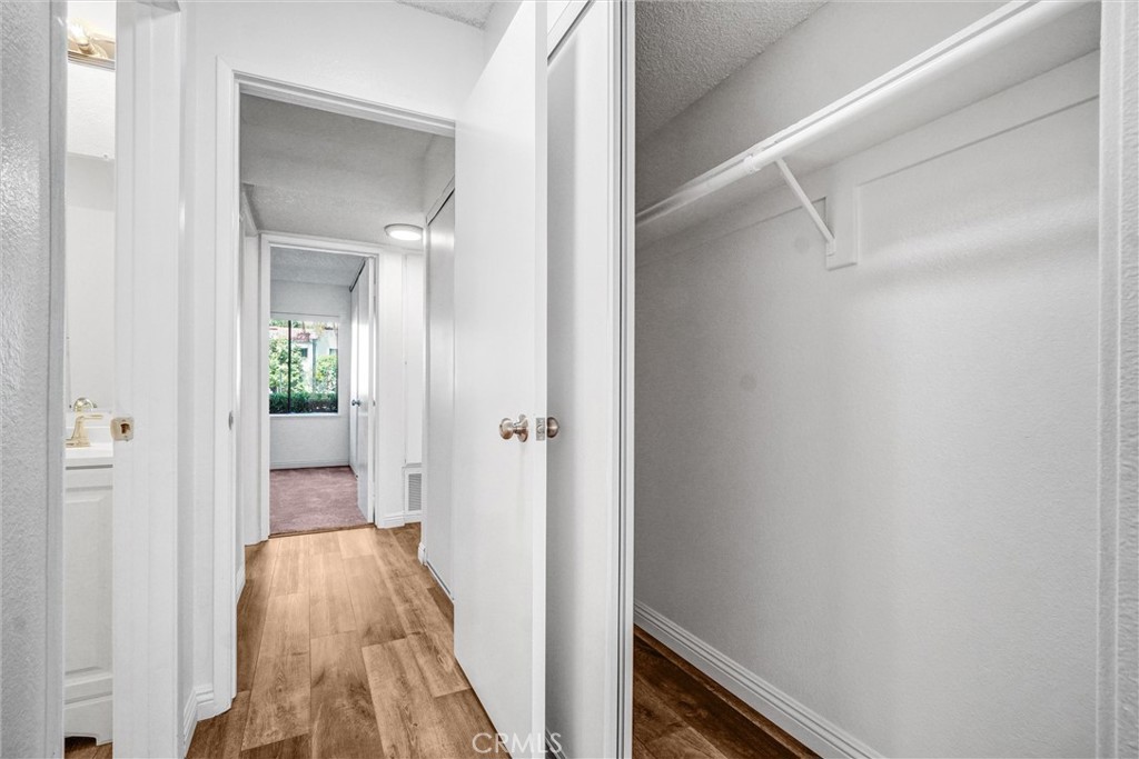 711 W 1st Street E105