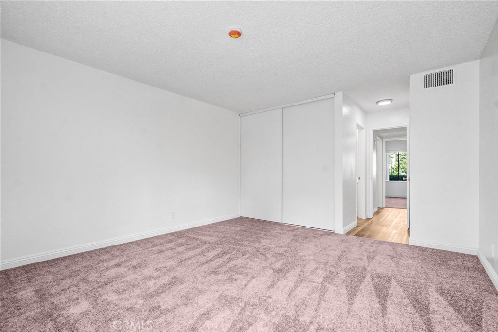 711 W 1st Street E105