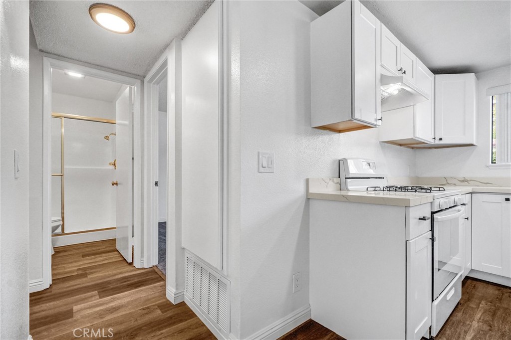 711 W 1st Street E105