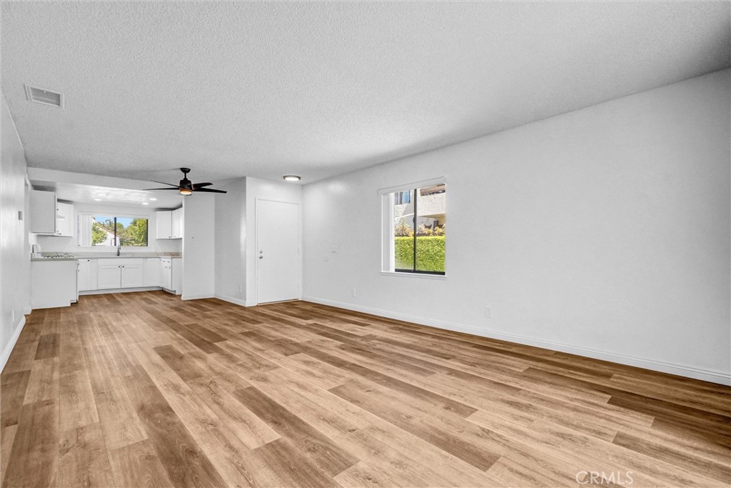 711 W 1st Street E105