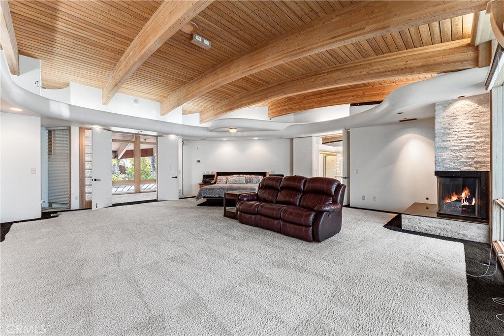 2360 Boulder Bluffs Court
