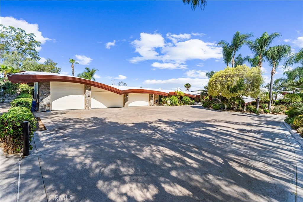 2360 Boulder Bluffs Court
