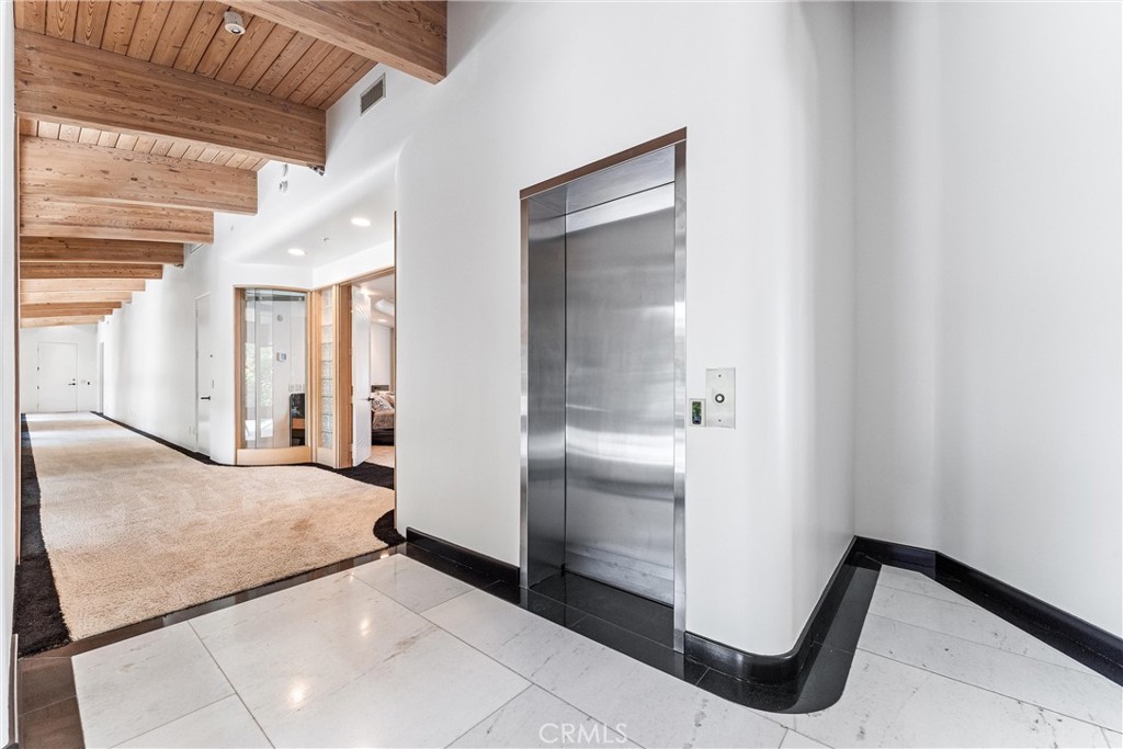 2360 Boulder Bluffs Court