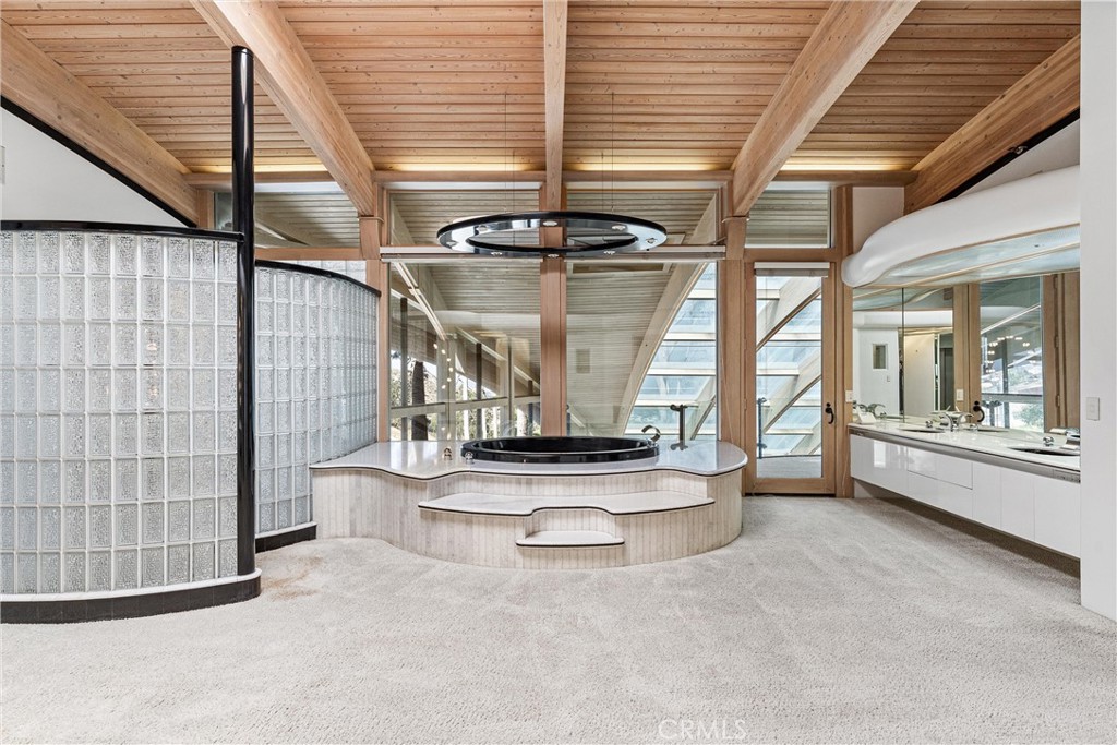 2360 Boulder Bluffs Court