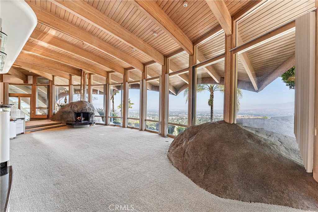 2360 Boulder Bluffs Court