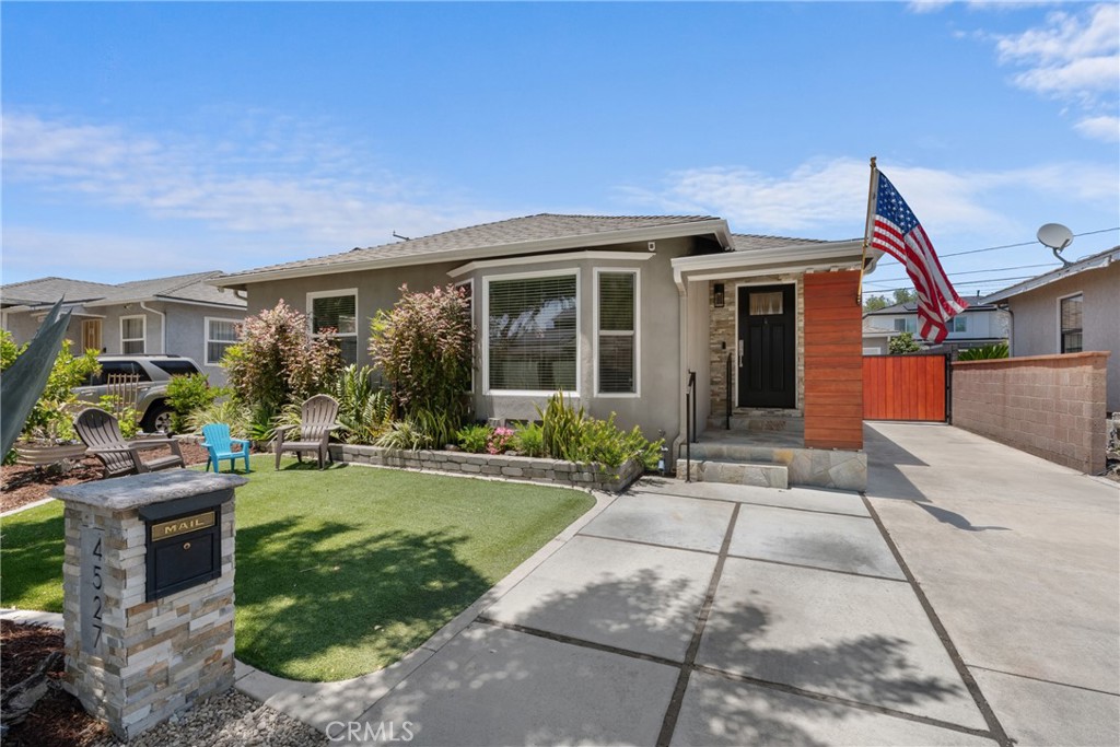 4527 Josie Avenue