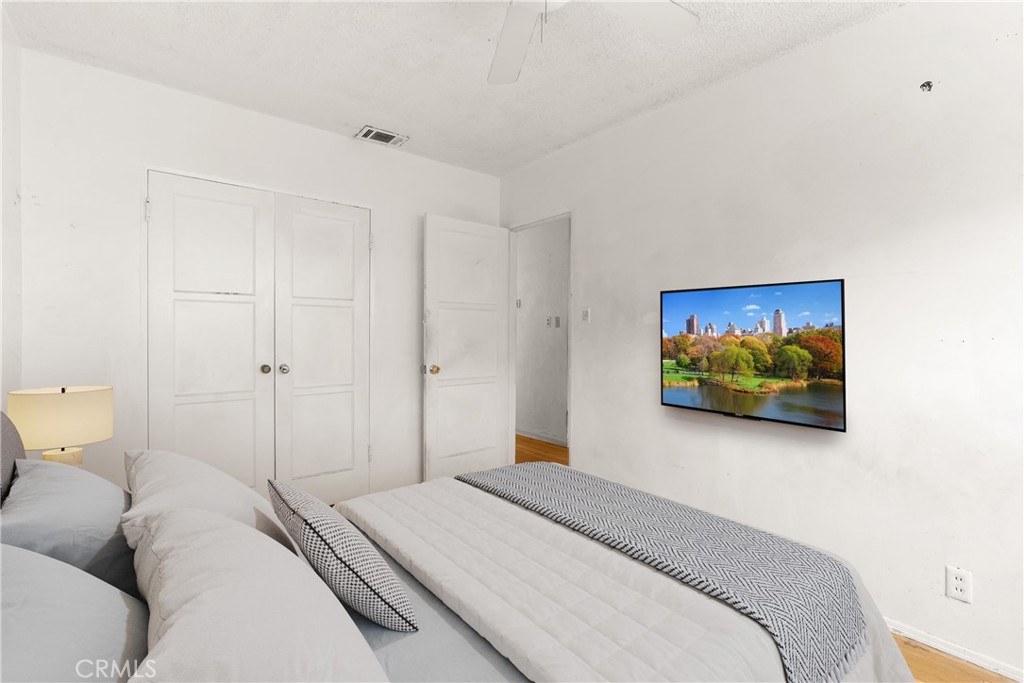 1450 Pepper Tree Lane