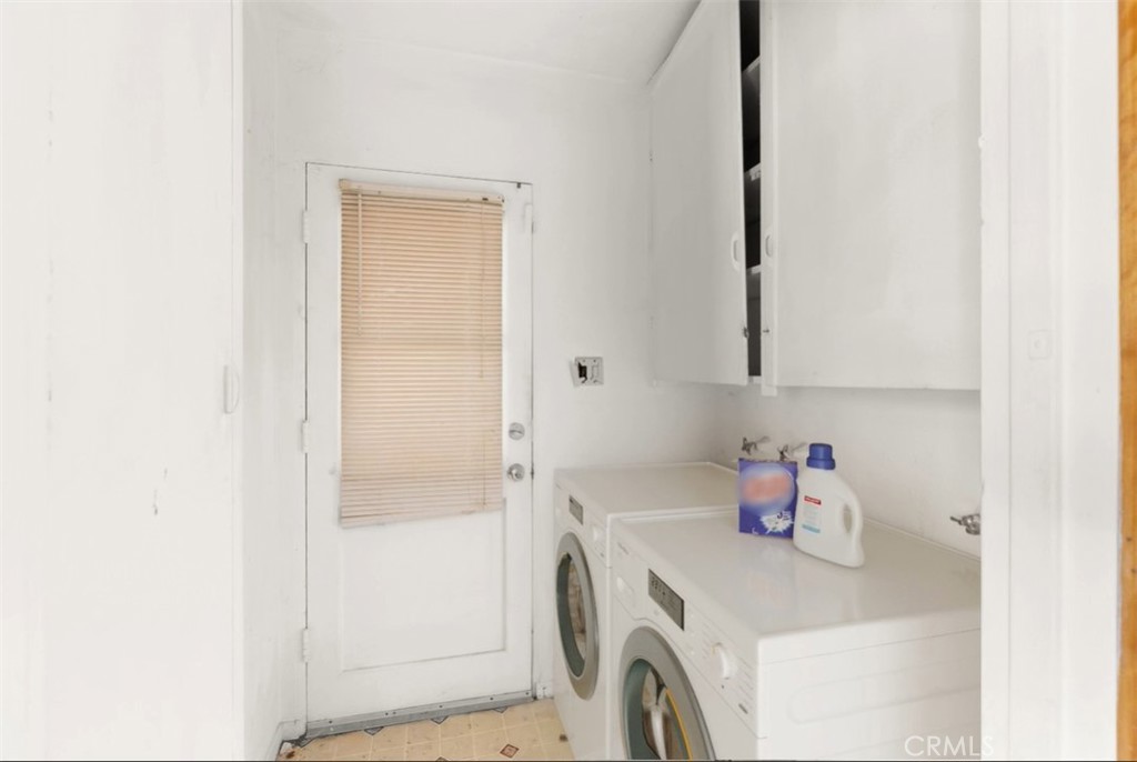 1450 Pepper Tree Lane