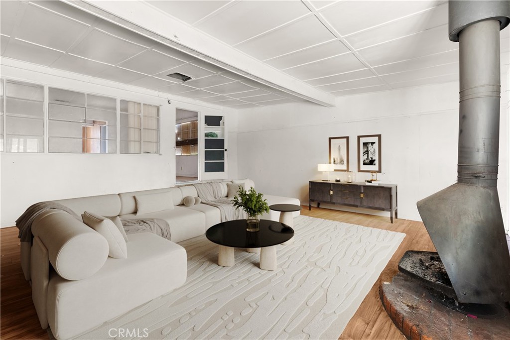 1450 Pepper Tree Lane