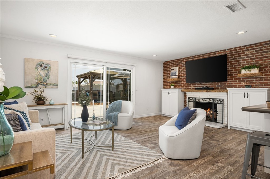 11822 Saint Mark Street