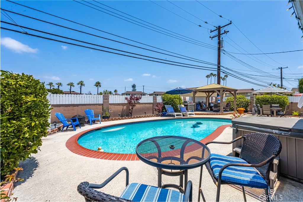 11822 Saint Mark Street